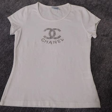 chanel t シャツ|CHANEL(シャネル) Tシャツ・カットソー(レディース) .